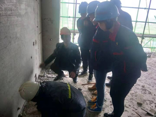 公司組織參觀學(xué)習(xí)銅冠書香苑一期項目 公司組織參觀學(xué)習(xí)銅冠書香苑一期項目